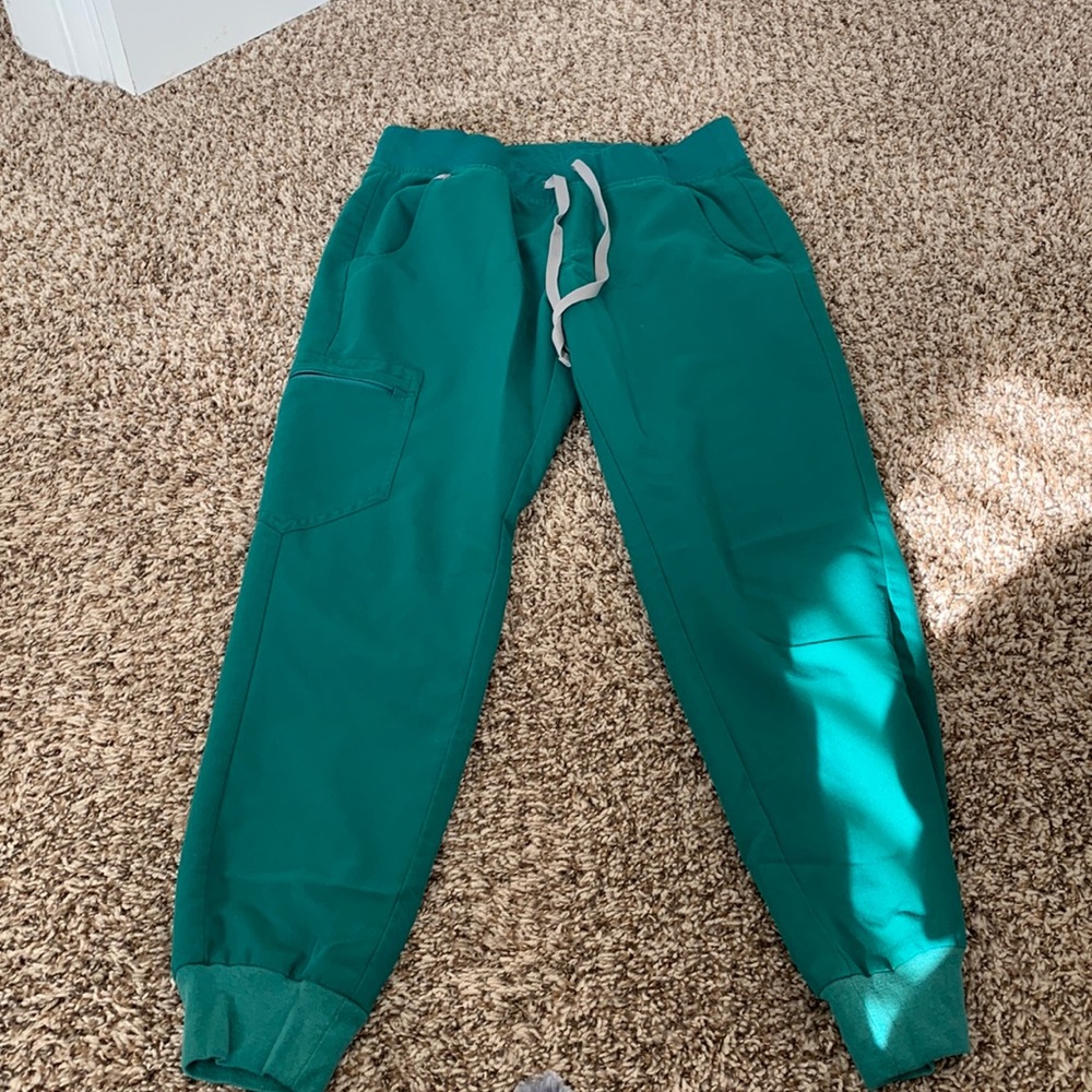 Hunter green scrub joggers - Small Zamora FIGS